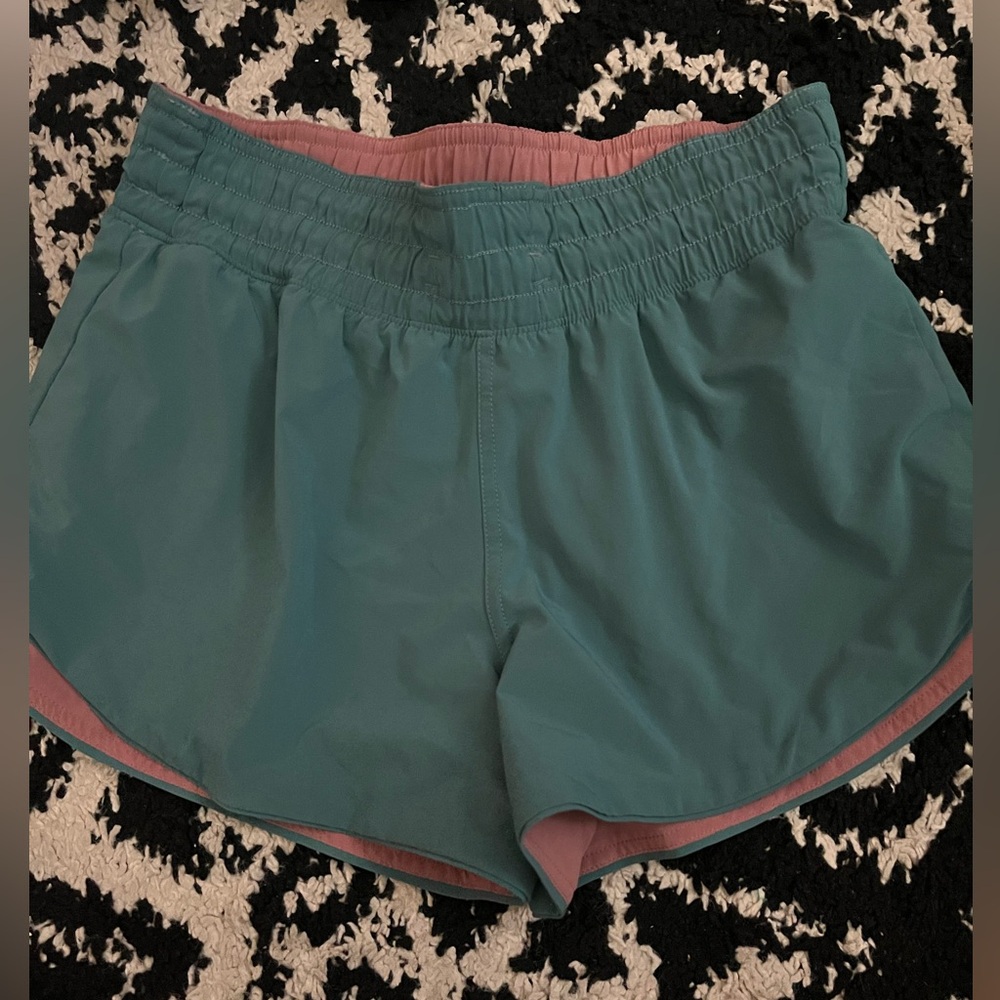 Lululemon choose a side 3in shorts